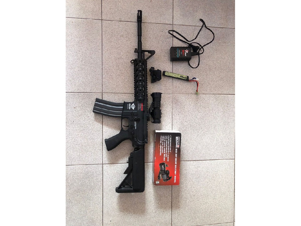 M16 con mira, cargador y batería 🥇 Conpactum