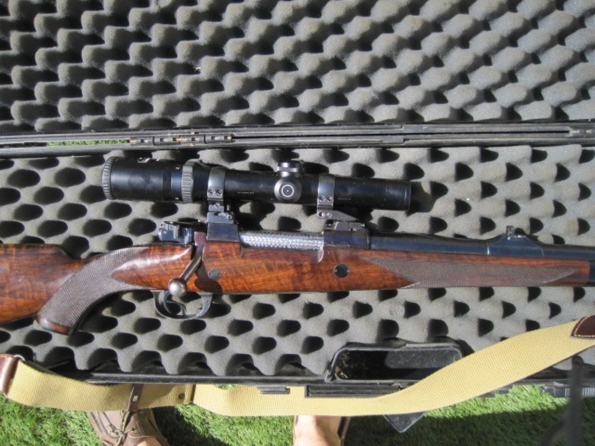 Dumoulin Herstal : Dumoulin Herstal Safari 375 H H Mag Conpactum - Ernest dumoulin is a second generation fine rifle maker located in herstal, belgium.