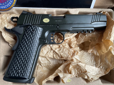 1911 Colt Kimber Warrior