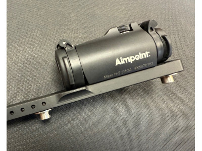 Aimpoint H2 con carril QR