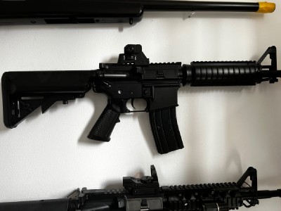 Airsoft guns