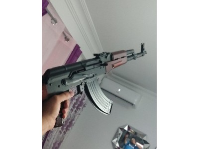 AK-47 Tokyo Marui GBB