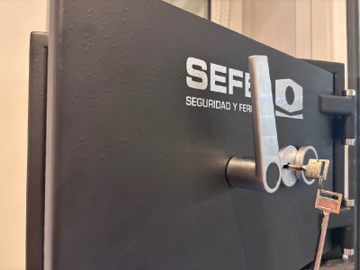 Armero grado III SEFER SF-334