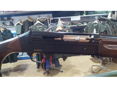 Benelli superligera