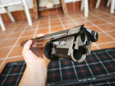 Benelli 828u black