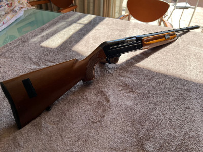 Benelli SL121 Calibre 12