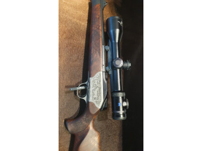 Blaser R8 luxus y zeiss V8