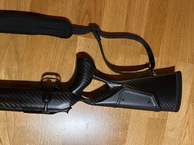 Rifle de cerrojo Blaser R93 7mm con culata carbono