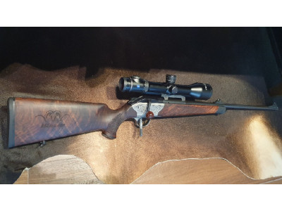 Blaser Rifle blaser r8 luxus calibre 300wm y zeiss V8 2,8-20