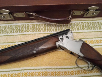 Browning b25 