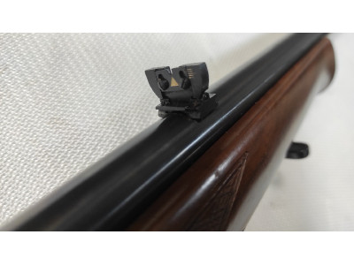 CARABINA ANSCHUTZ  CL 22 LONG RIFLE DE CERROJO  Y CARGADOR
