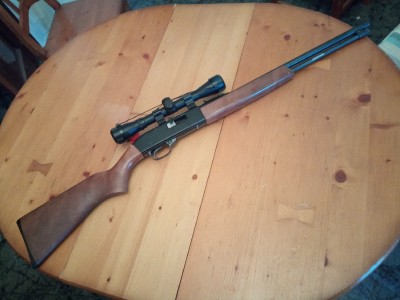 Winchester semiautomático + visor Konus 4x32