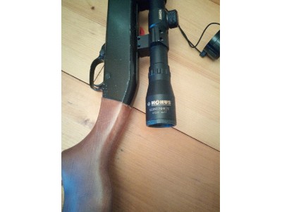 Winchester semiautomático + visor Konus 4x32
