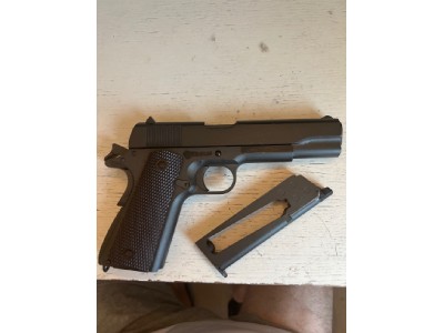 Colt 1911 airsoft co2 4,5mm balines metalicos