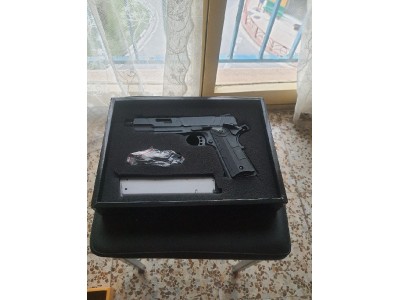 Colt 1911 Amado Rossi