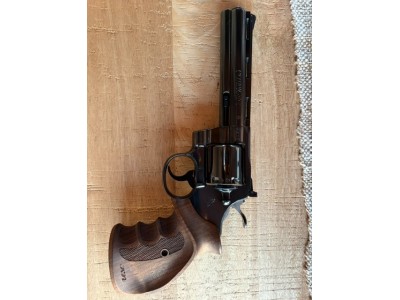 Colt Python 357 Magnum 6"