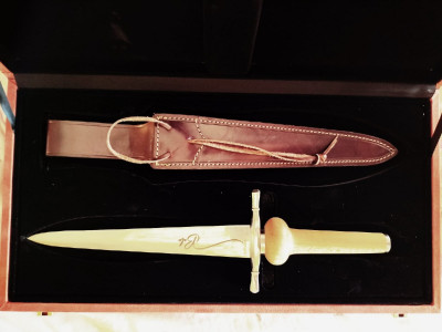 Cuchillo de remate artesanal