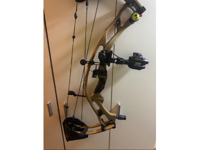 Arco Hoyt RX9 Ultra, Visor Garmin A1i