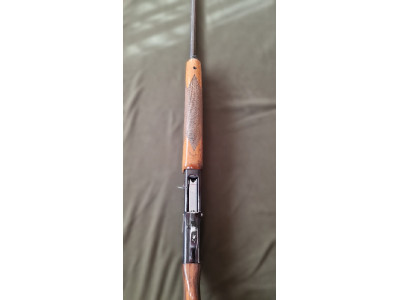 Escopeta Browning B-80-SL