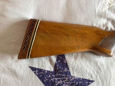 Escopeta Browning B80