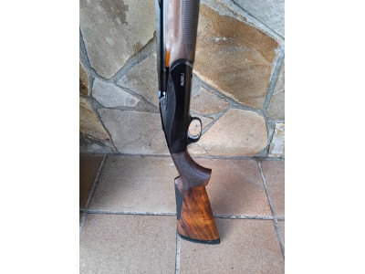 Benelli 828 U