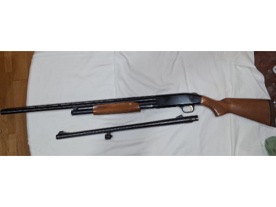 Escopeta corredera Mossberg 500 Hunting Combo