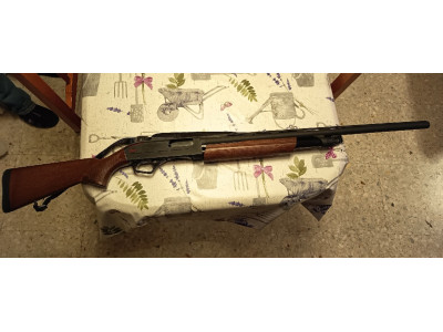 Escopeta de corredera Winchester SXP Field 12