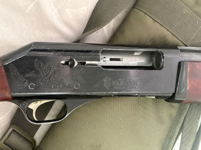 Escopeta Fabarm del calibre 12
