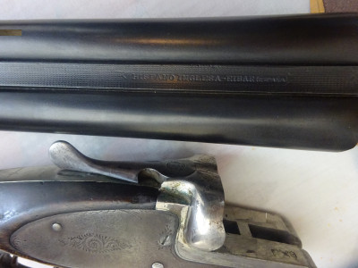 Escopeta paralela de caza. Calibre 12.