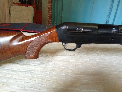 Escopeta Semiautomática Benelli SL 121 Vitoria, Cal. 12/70