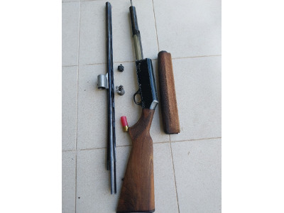 Escopeta semiautomática Browning B80 SL calibre