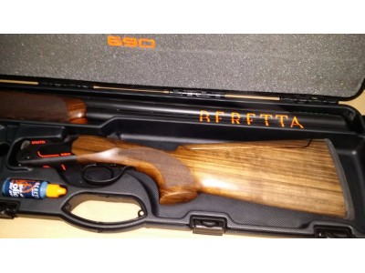 ESCOPETA SUPERPUESTA BERETTA 690 BLACK EDITION TRAP CULATA REGULABLE