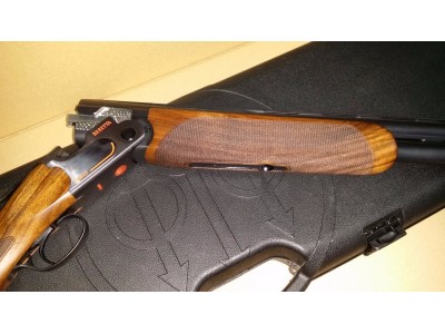 ESCOPETA SUPERPUESTA BERETTA 690 BLACK EDITION TRAP CULATA REGULABLE