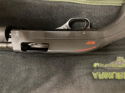 Escopeta de corredera Winchester SXP