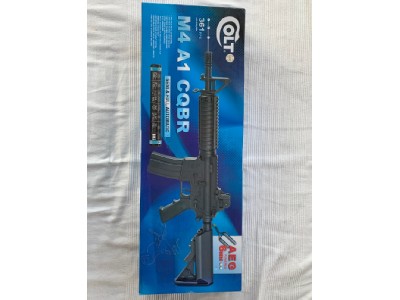 Fusil airsoft M4 A1 CQBR electrica