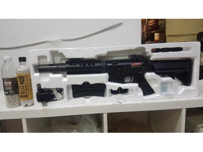 Fusil eléctrico de airsoft AEG M4 6mm