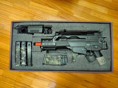 Fusil réplica G36C Jing Jong eléctrico de airsoft.