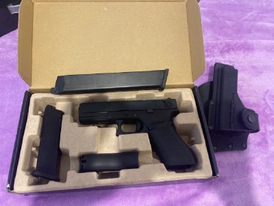 Glock 18