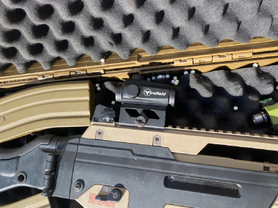 ICS G33 Two-Tone PRO PACK.+Pistola vorks Hi-Capa 5.1 Negro