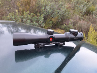 LEICA MAGNUS 