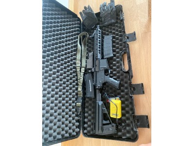 LOTE - VR16 FIGHTER MK2 CQB VEGA FORCE + MALETIN NEGRINI