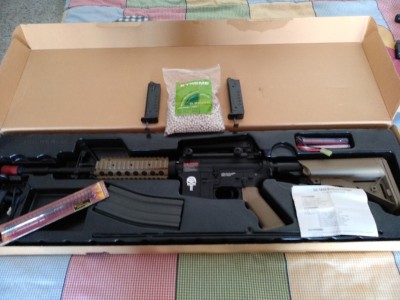 Lote de armas de airsoft + Accesorios