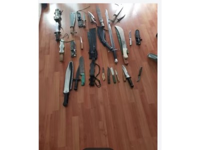 Lote de armas blancas