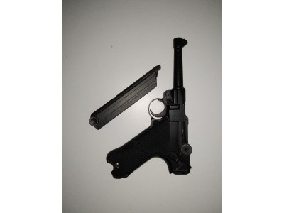 Luger P08 Green Gas Blowback 6mm