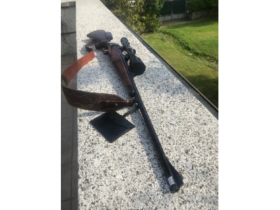 Rifle de cerrojo Mannlicher Luxus 300, monturas Apel y visor Zeiss ZA