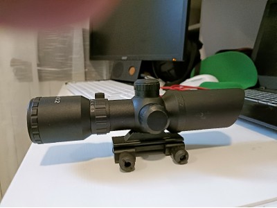 Visor 1.5-5x32 Swiss Arms