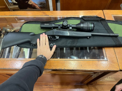 Monotiro Outfitter y Hikmicro Alpex