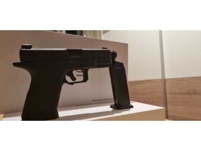 MP5 tokio mauri y Salients Arms