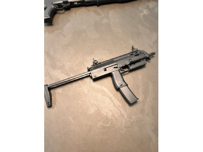 MP7 airsoft sin estrenar