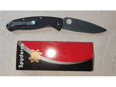 Navaja Spyderco Resilience